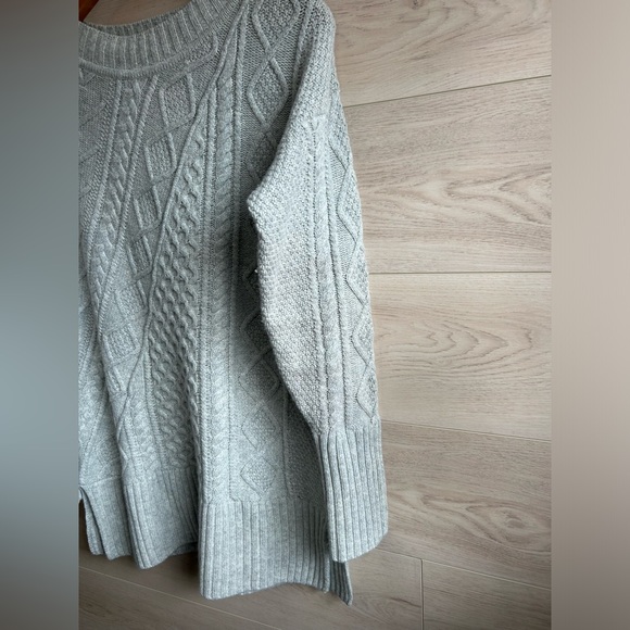 J Crew Cable Knit Crew Neck Sweater, Size Small - Picture 4 of 9